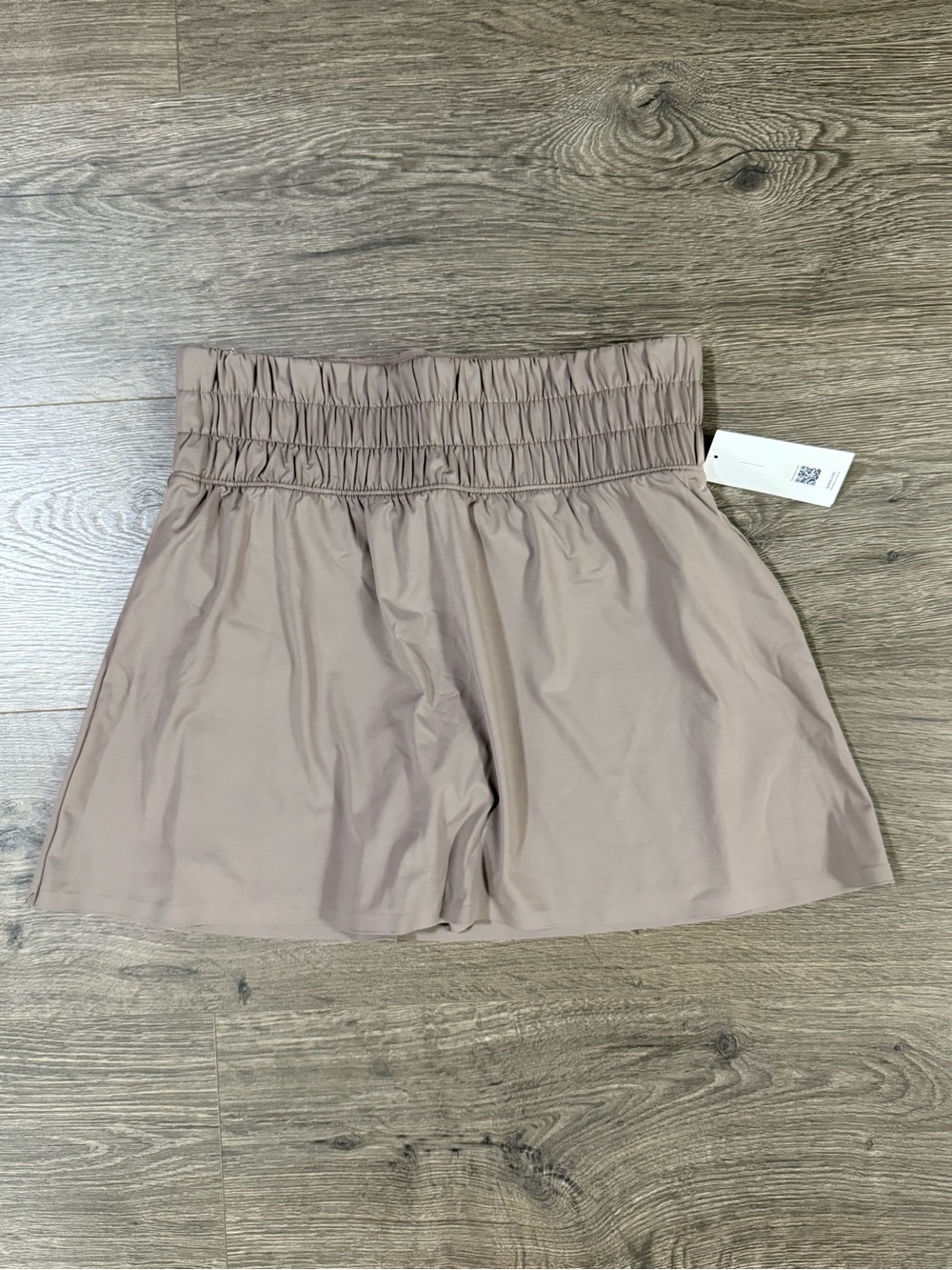 *NWT* Spanx Booty Boost Active Skort in Smoke